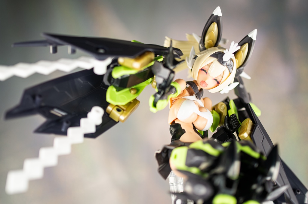 マスターをダメにするタマモデカール