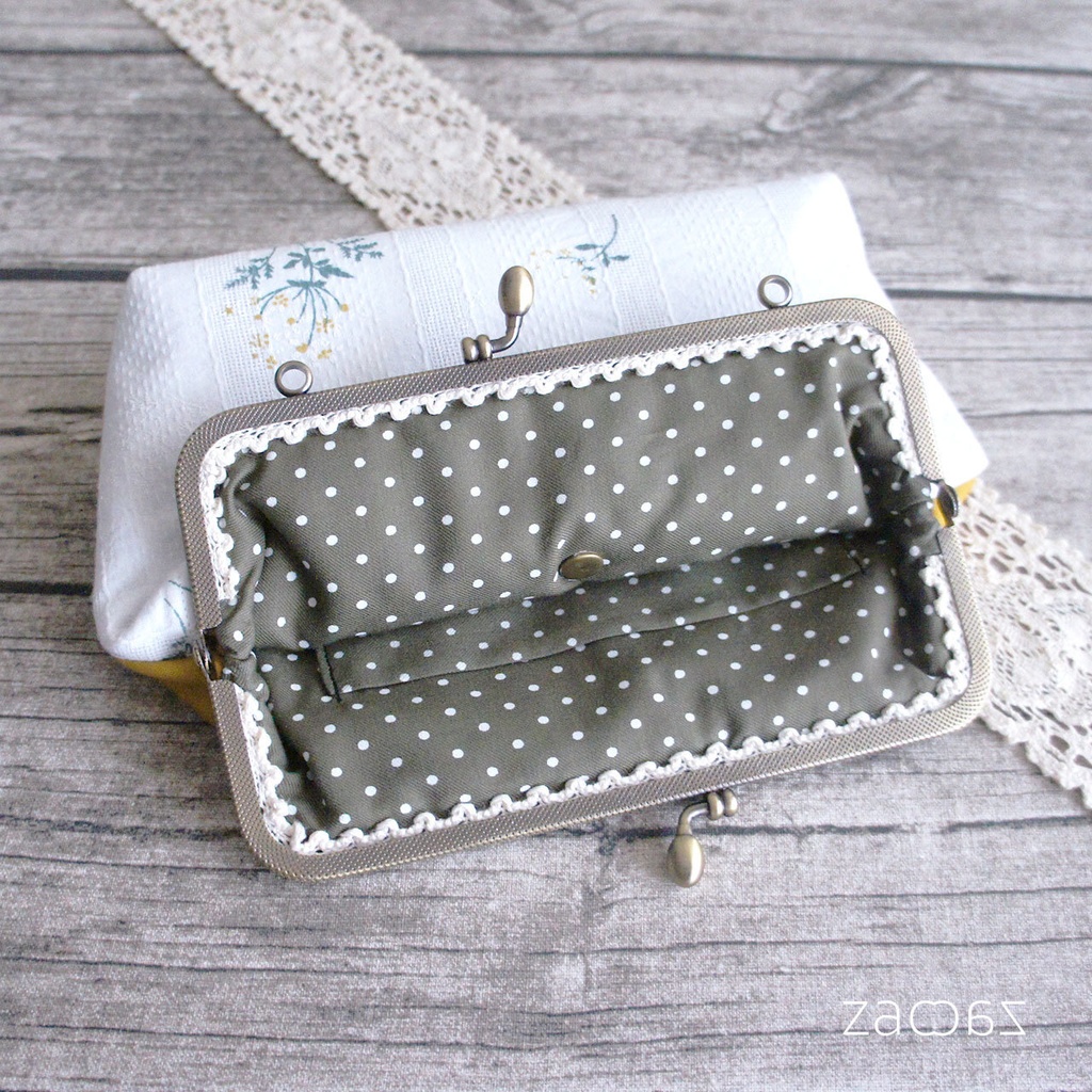 《送料無料》がま口ショルダーバッグ*マーガレット