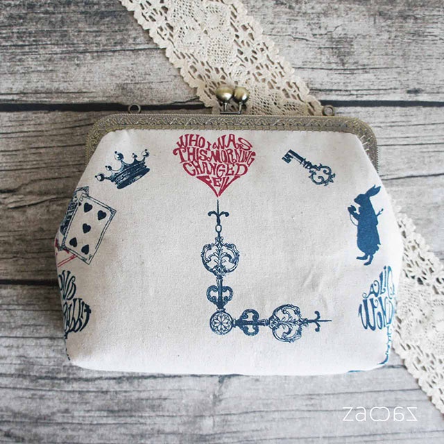 《送料無料》がま口ショルダーバッグ*不思議の国のアリス*白ウサギ