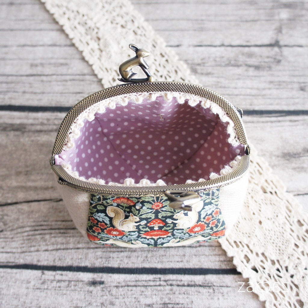 《送料無料》ウサギがま口ポーチ*兎とリス