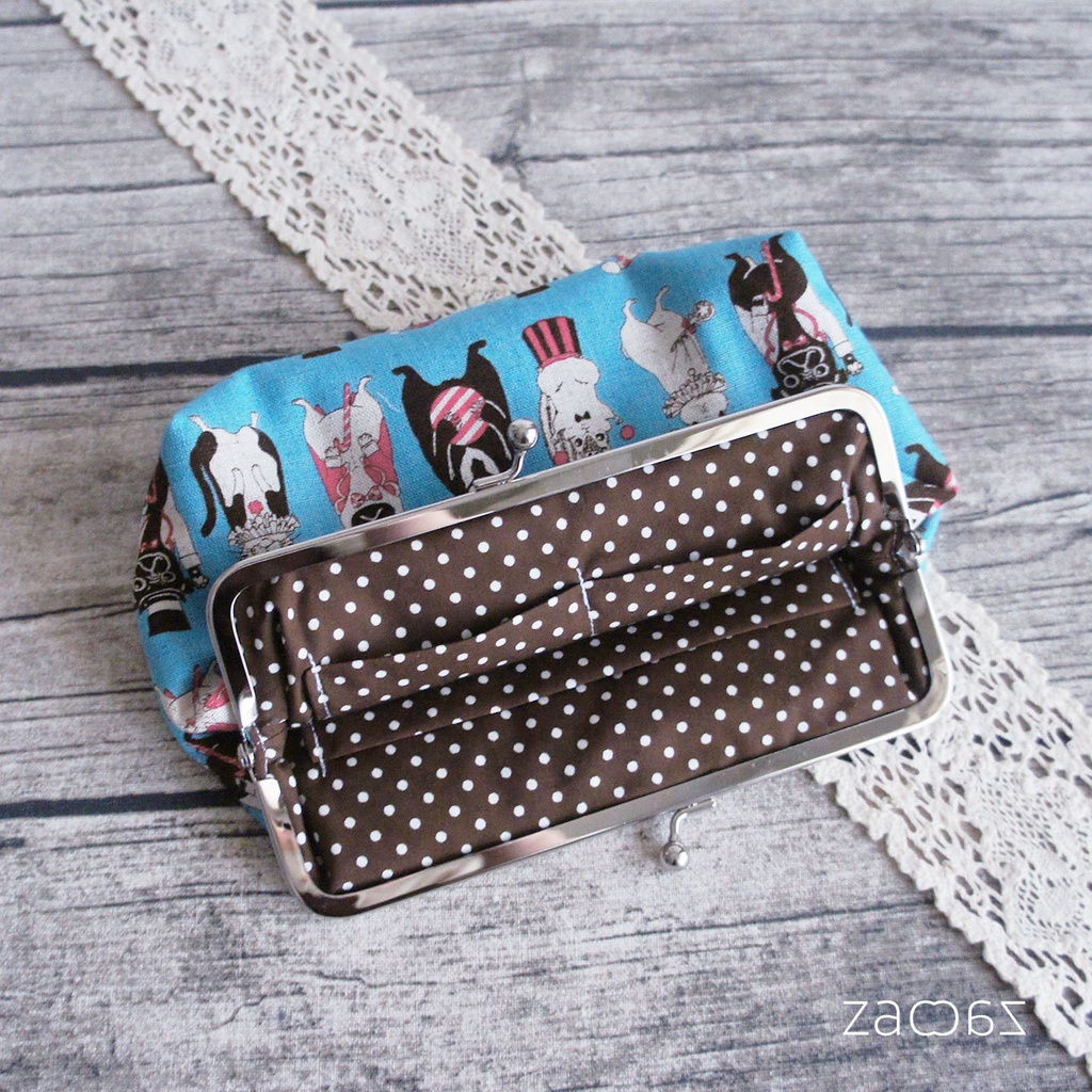 《送料無料》通帳がま口ポーチ*どうぶつサーカス