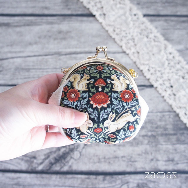 《送料無料》バッグチェーンがま口*兎とリス