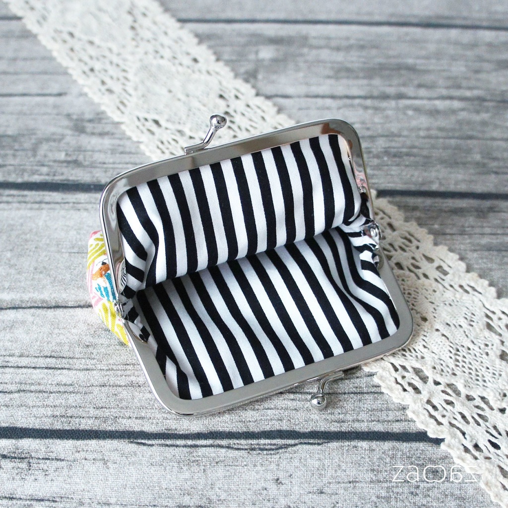 《送料無料》がま口ポチ袋*豆柴と青海波