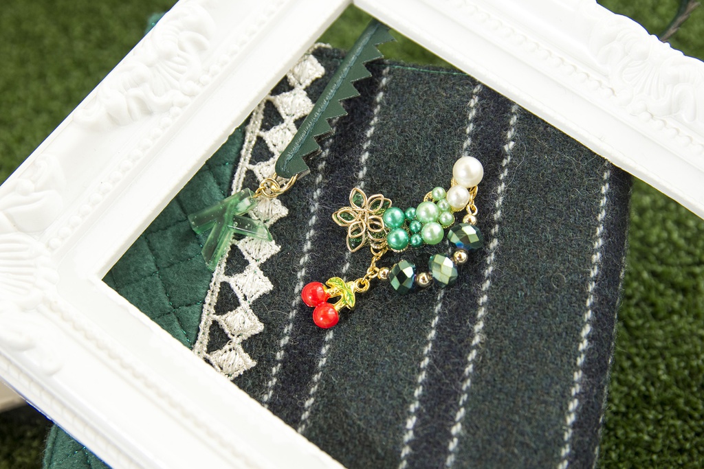 JOJO-ポーチ・コインケース・ブックカバー・ブローチ