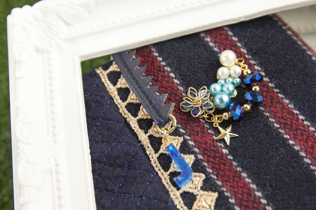 JOJO-ポーチ・コインケース・ブックカバー・ブローチ