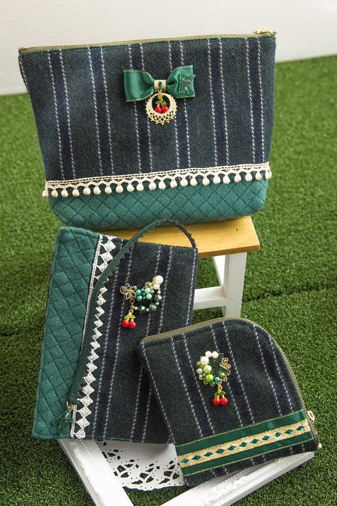 JOJO-ポーチ・コインケース・ブックカバー・ブローチ