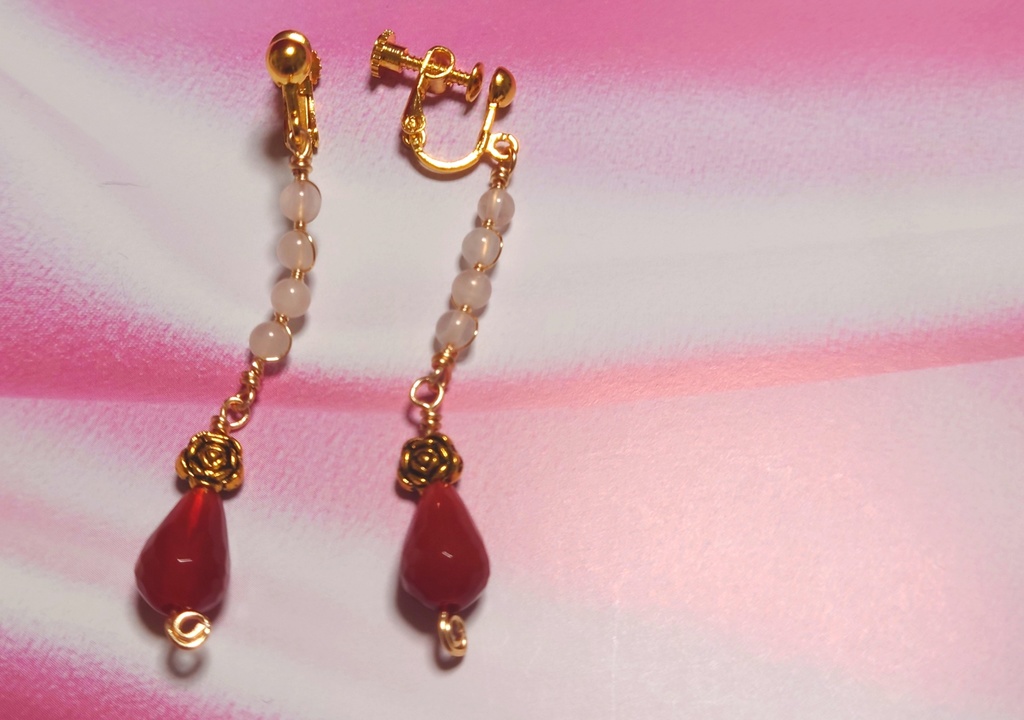 ★ツイステイメージアクセサリー ハーツラビュル イヤリング・ピアス