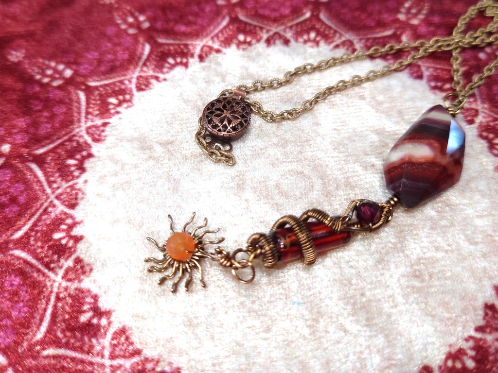 ★ツイステイメージアクセサリー スカラビア ネックレス