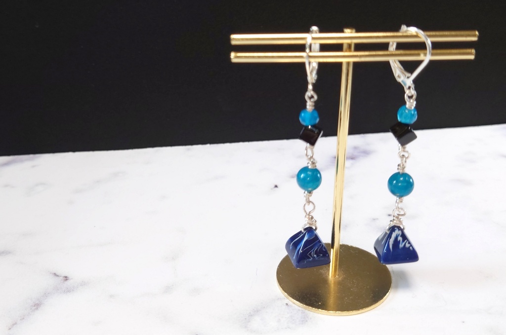 ★ツイステイメージアクセサリー イグニハイド ピアス