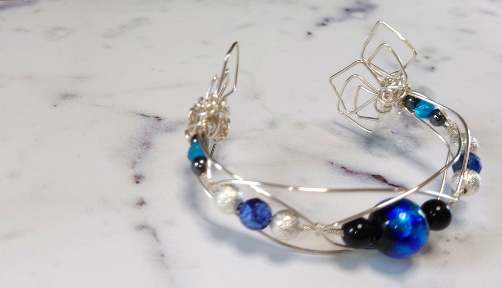 ★ツイステイメージアクセサリー イグニハイド ブレスレット