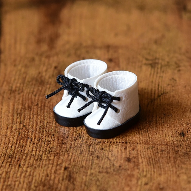 ぬい靴(10cm / 16cm)モノクロスニーカー