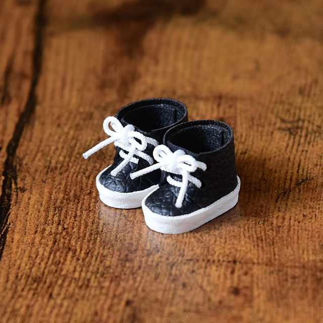 ぬい靴(10cm / 16cm)モノクロスニーカー