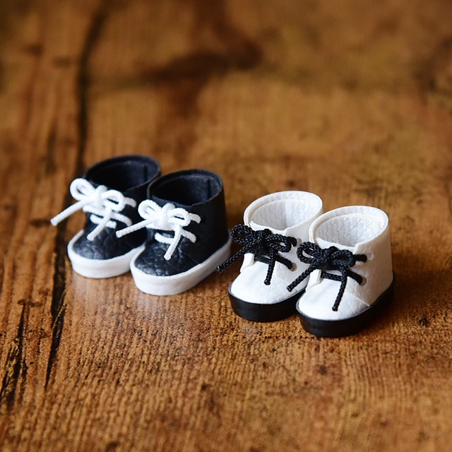 ぬい靴(10cm / 16cm)モノクロスニーカー