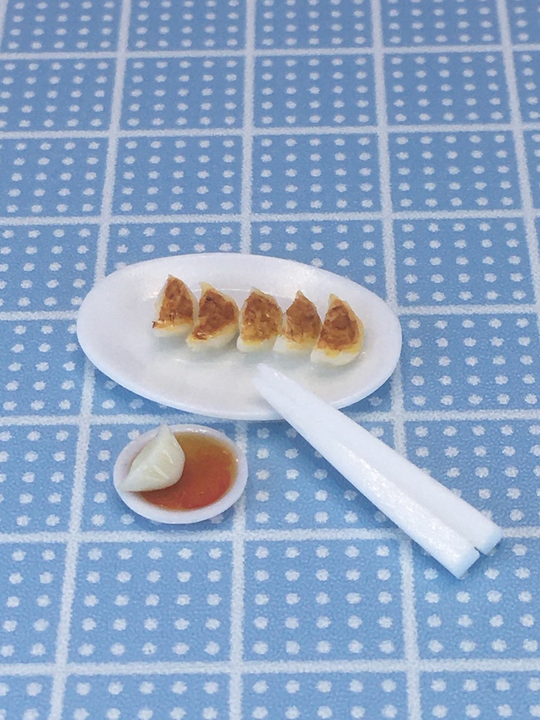餃子(箸付き)