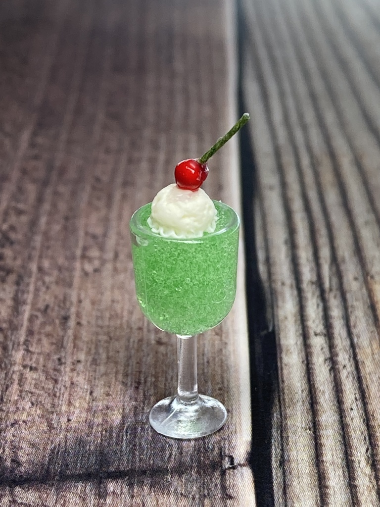 メロンソーダ&お冷(水)