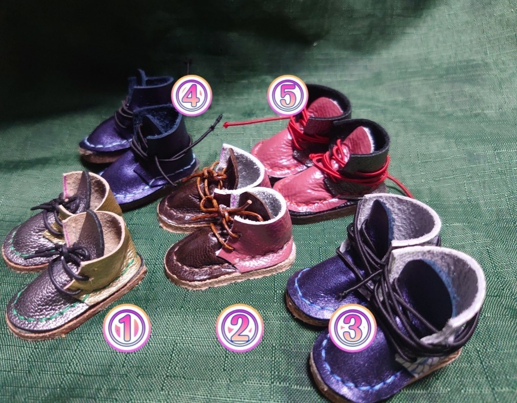 ミニチュアブーツ