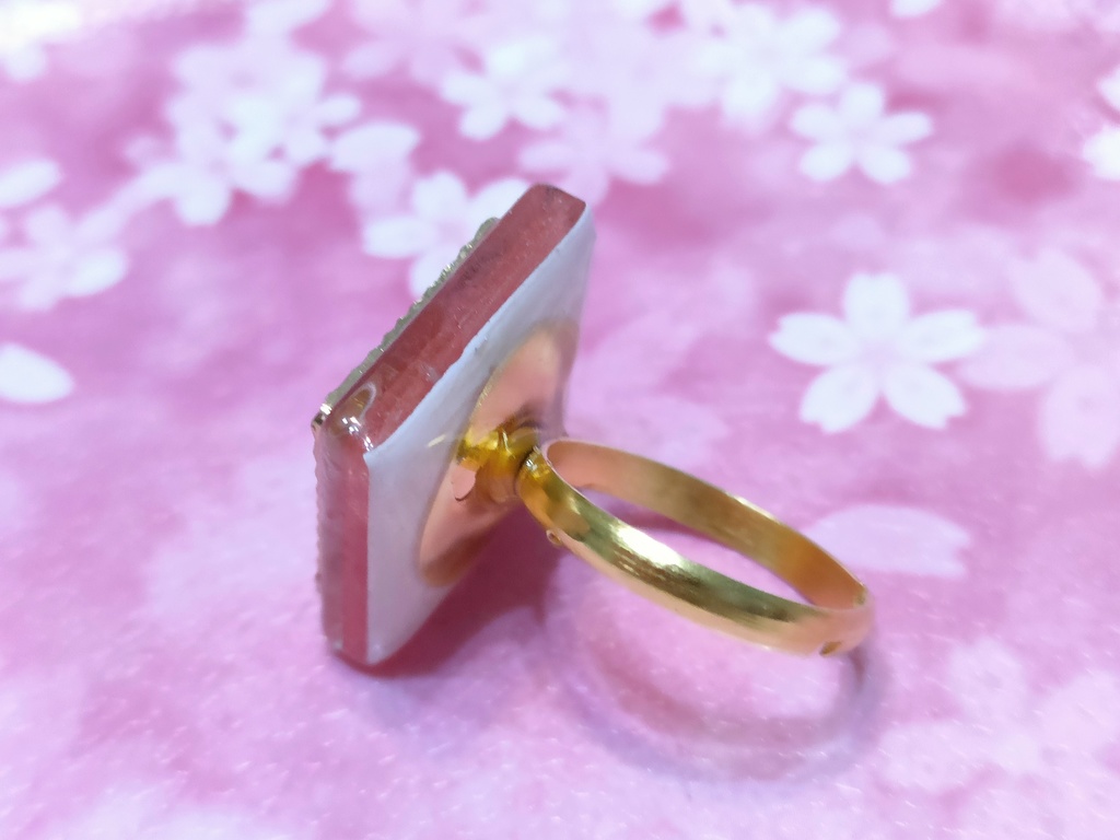 血桜と水木概念ガラスタイルリング