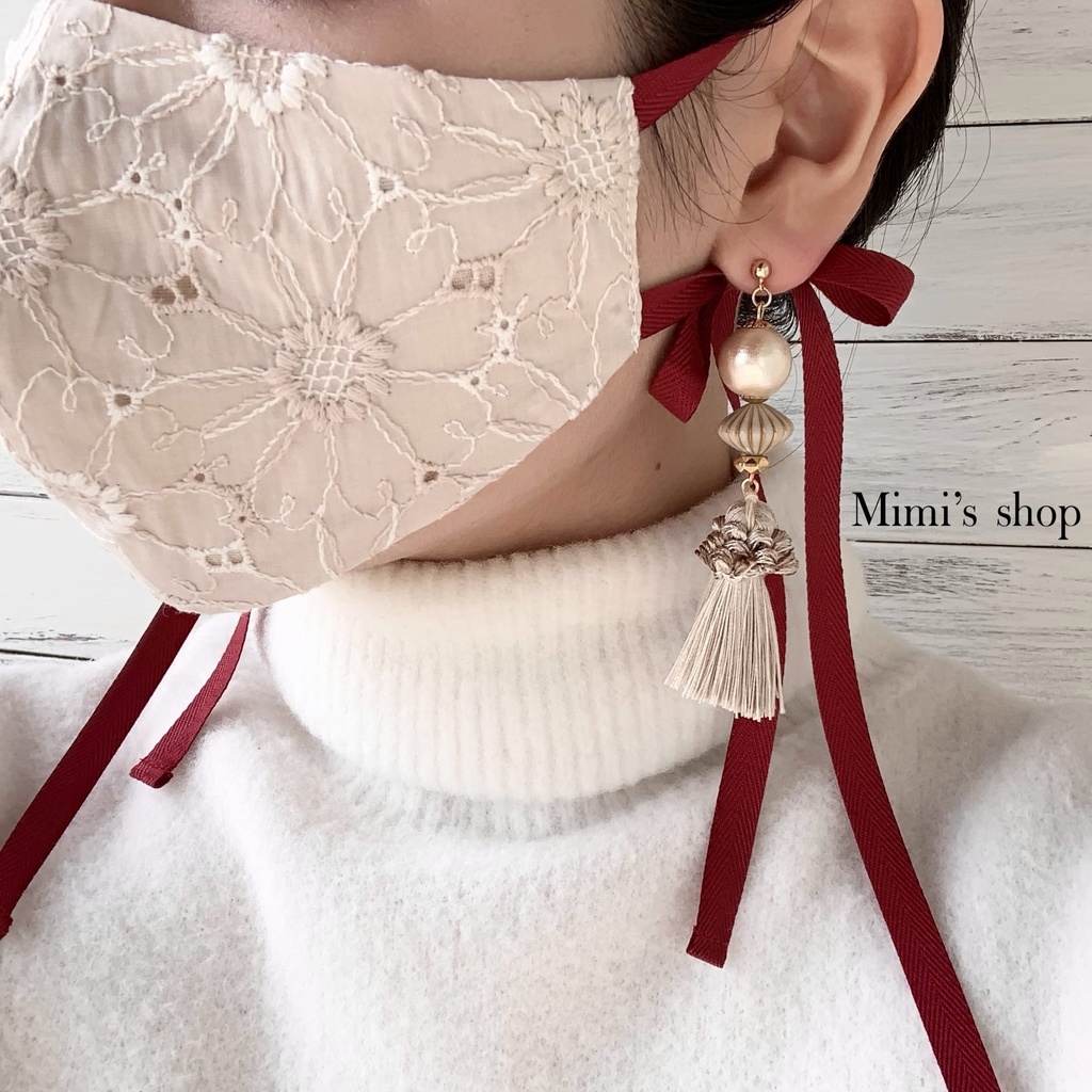 コットンレースの小顔見せリボンマスク ダブルガーゼ ピンクベージュ 花柄 肌荒れしない 洗える オールシーズン