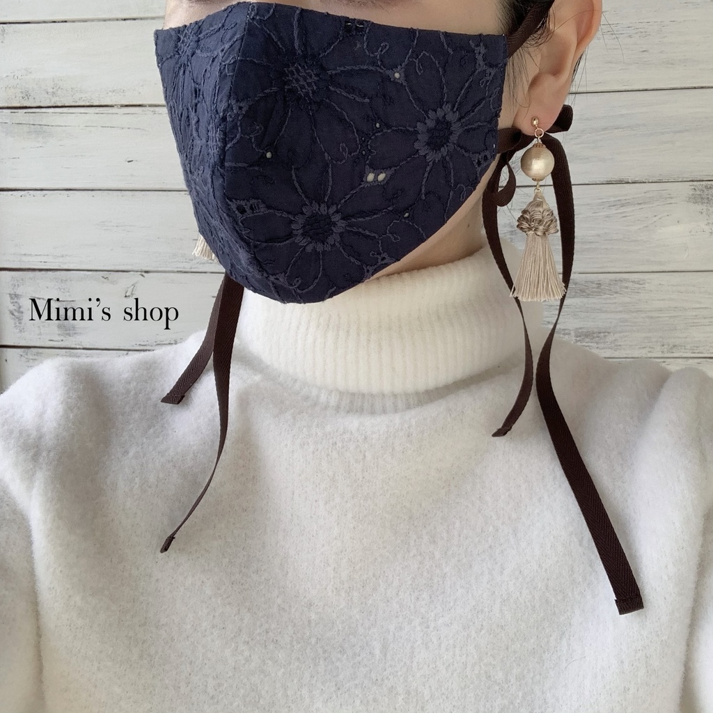 コットンレースの小顔見せリボンマスク ダブルガーゼ ネイビー ブルー 紺色 花柄 肌荒れしない 洗える オールシーズン Mimishooo Booth