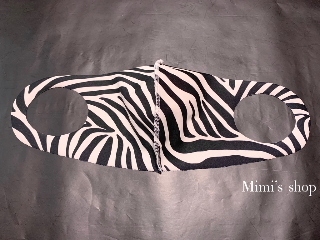 水着用素材 立体マスク プリント おしゃれ かわいい ゼブラ柄 黒 男女兼用 蒸れない 快適 肌荒れしない