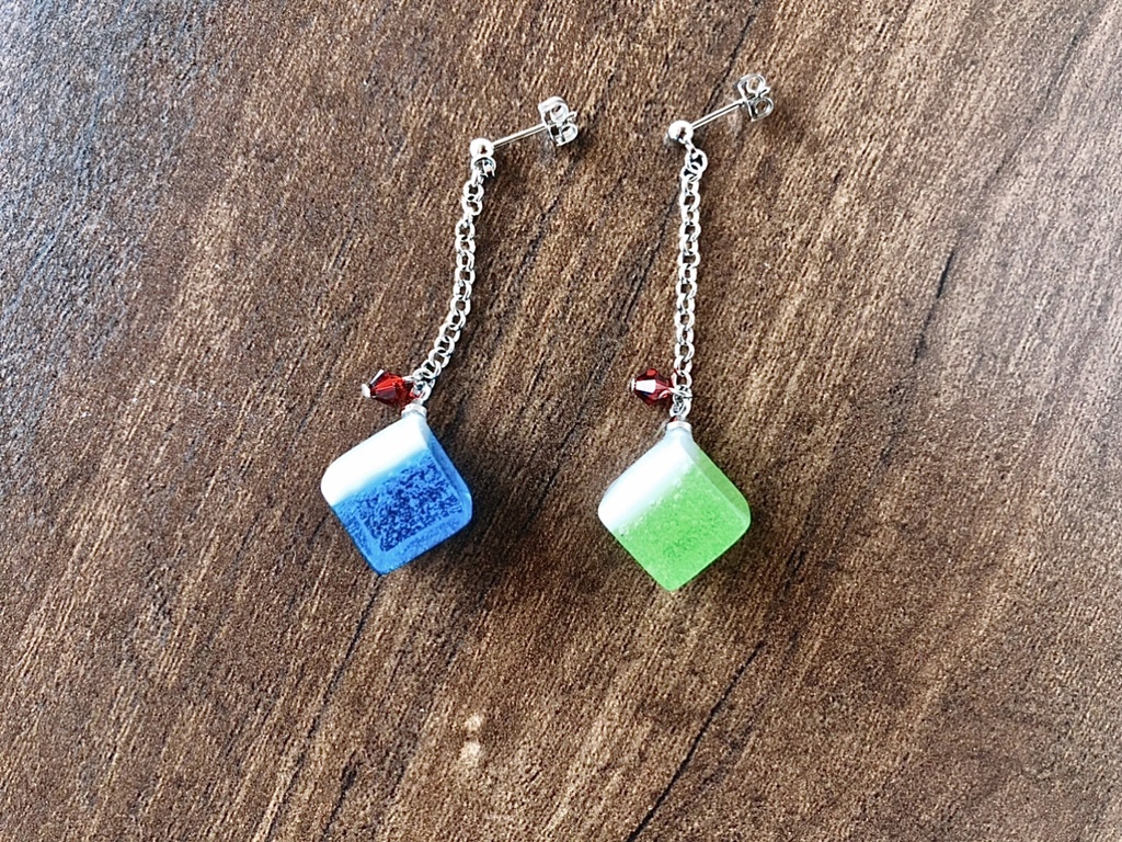 CUBEクリームソーダピアス/イヤリング