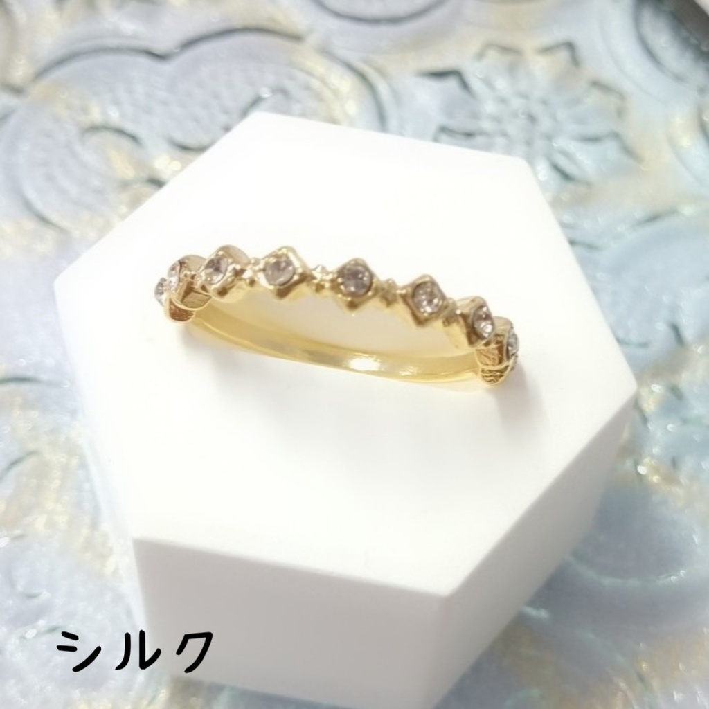 【リングM ハーフエタニティ2 スクエア】ゴールド_4種